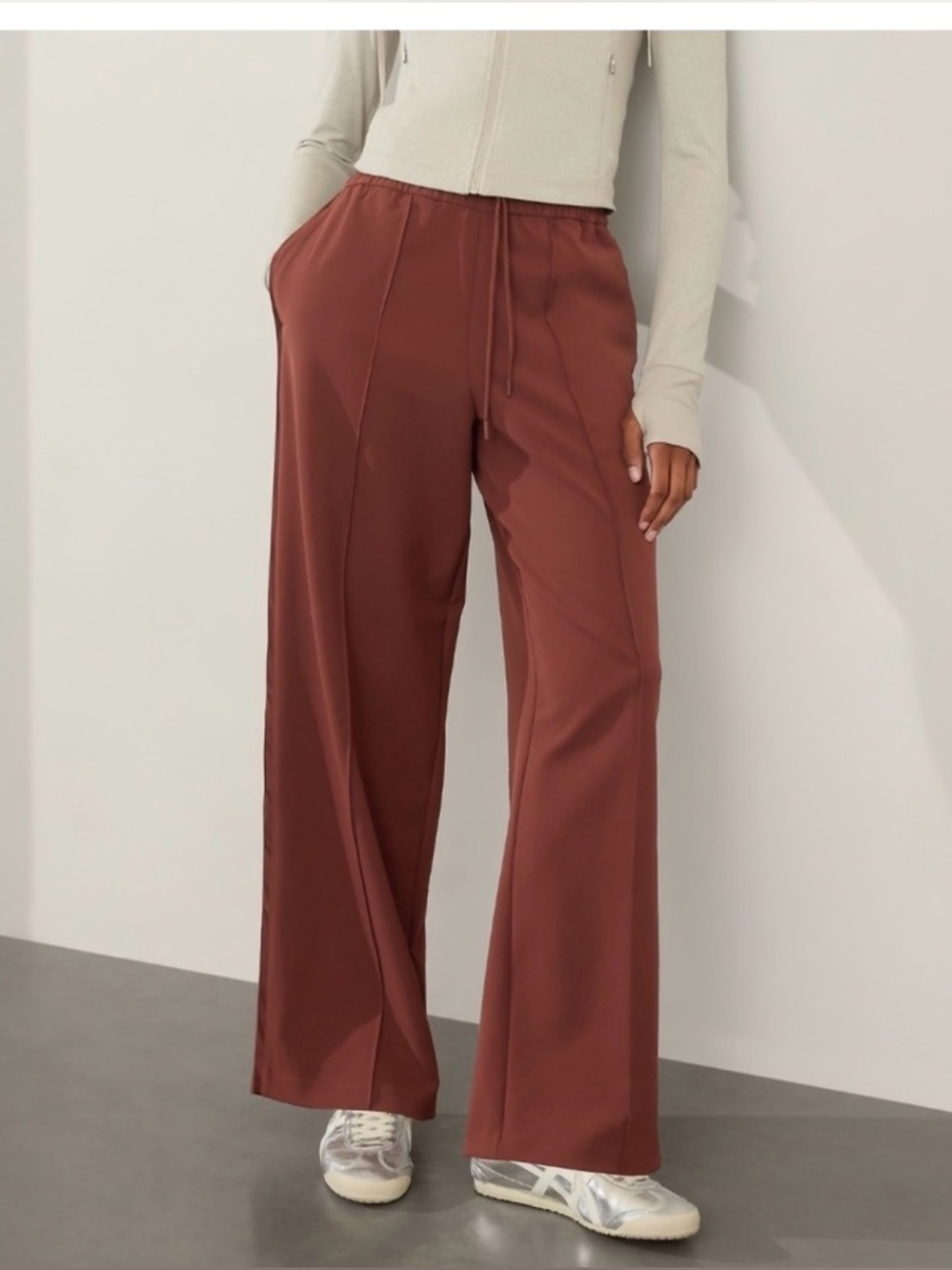 Athleta Women's Endeavor Relaxed Pants Size XXS NWT!